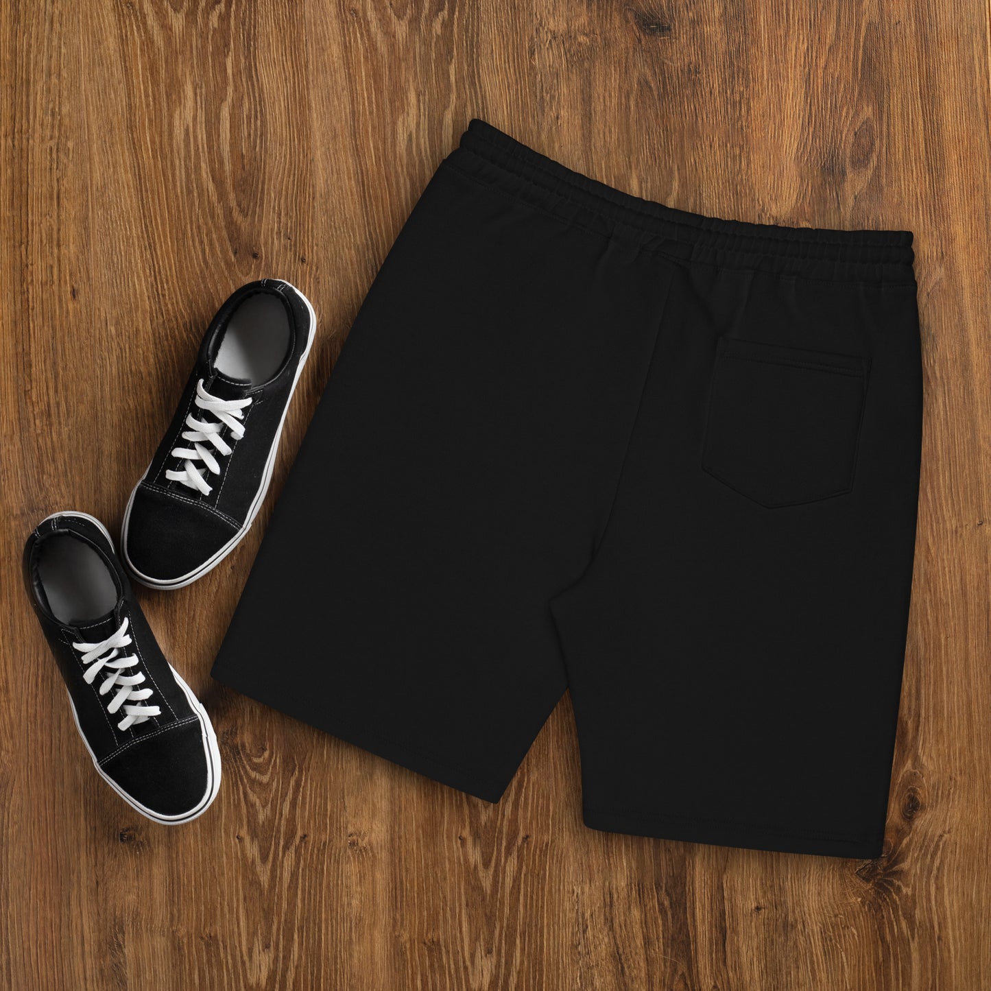 Men's Embroidered fleece shorts