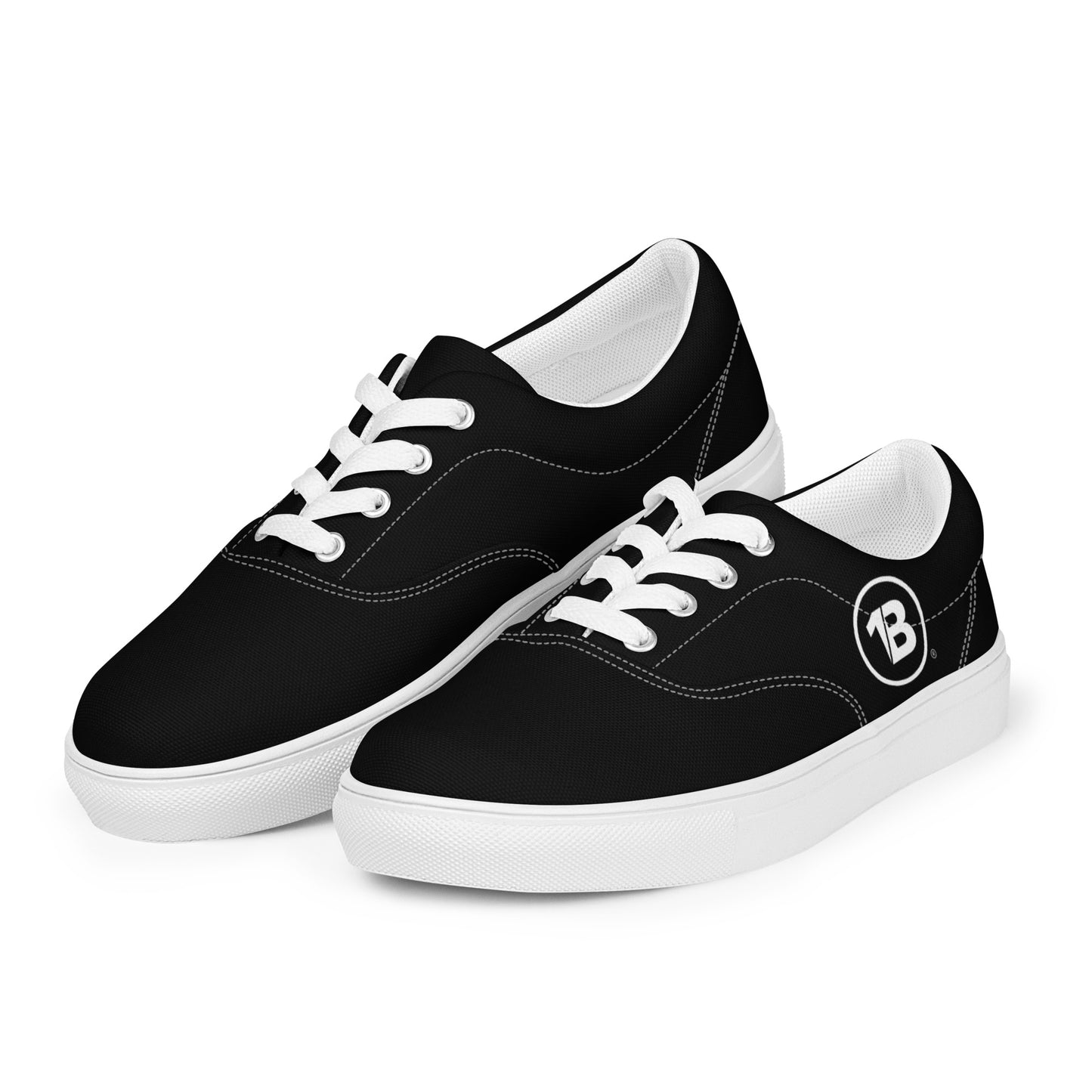 Women’s lace-up canvas shoes